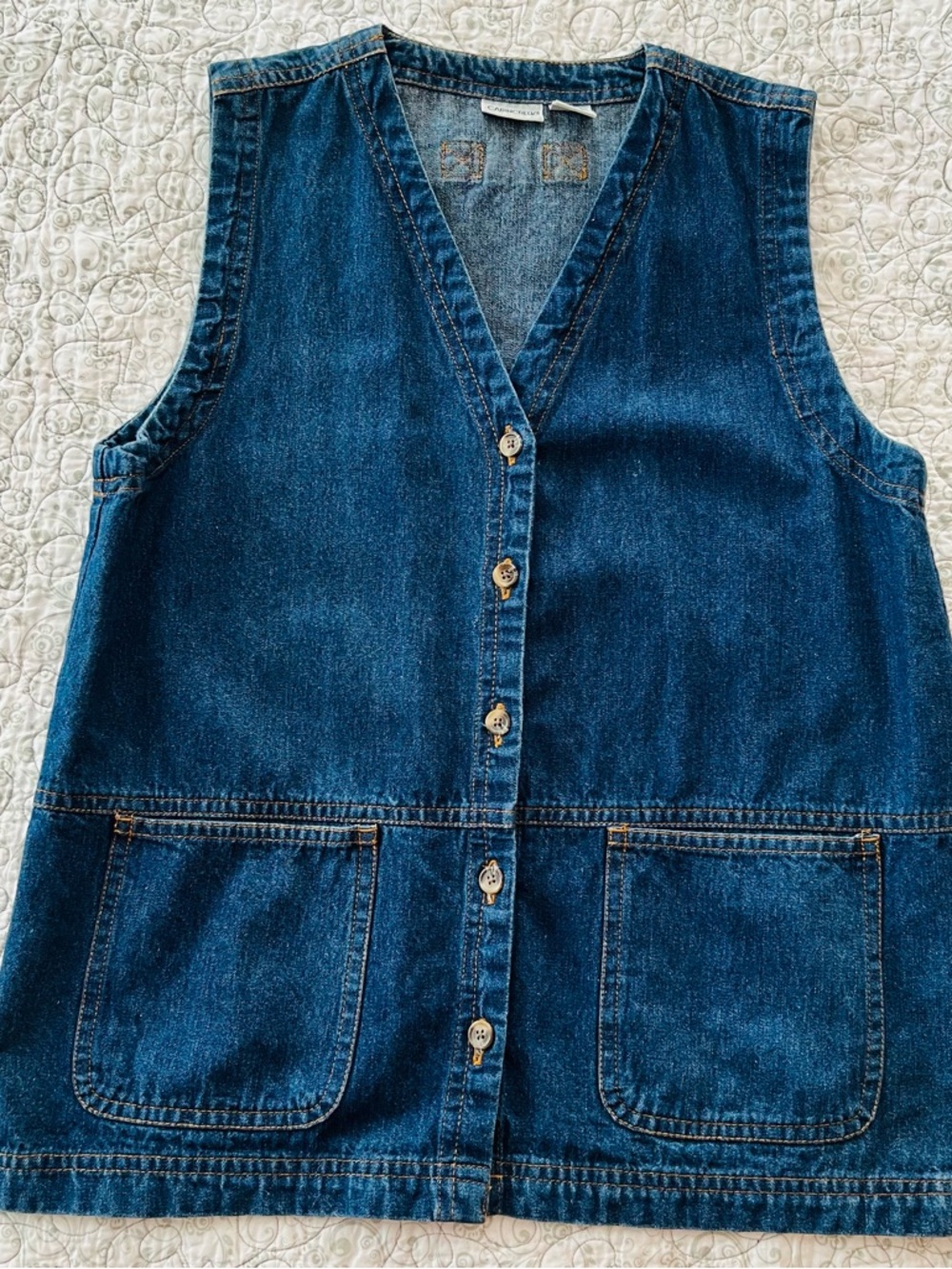 Cabin Creek Vintage 90s Blue Denim Vest w/Contrast Topstitching Cabincore